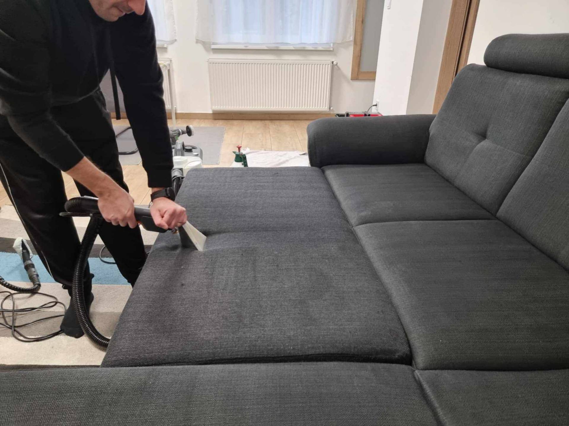 Szőnyeg- és kárpittisztítás referencia – fotó 025